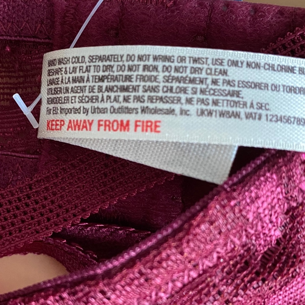 FREE PEOPLE UNDERWIRE BRA SHIRAZ RED DREAM OF ME - Picture 7 of 8